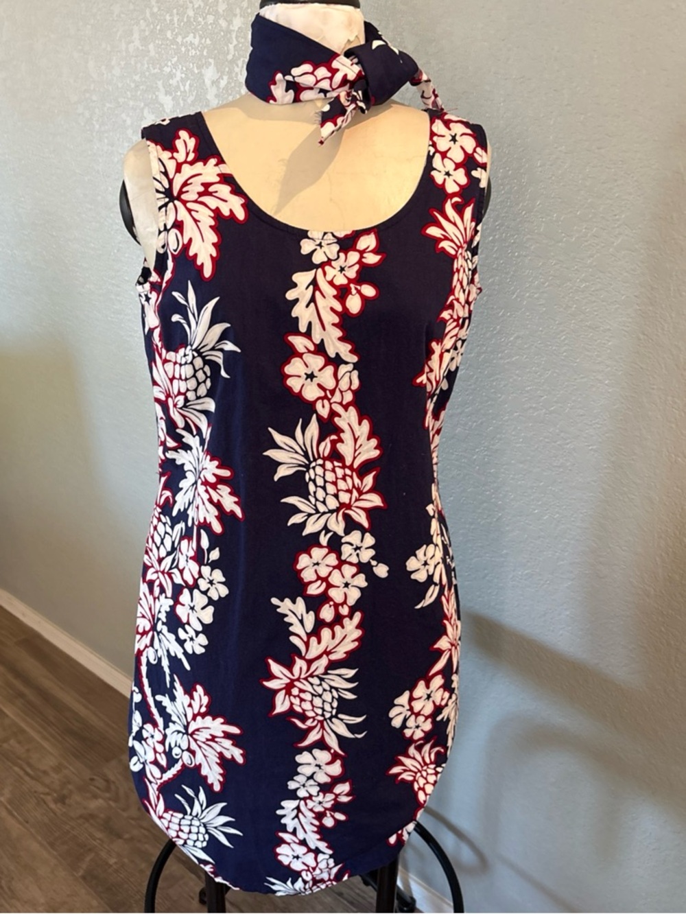 Hilo Hatties The Hawaiian Original Medium Dress With Hair Tie Scarf